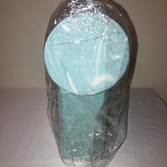 SOLD OUT NWT 2 pack Yoga Roller/Square Blocks - Picture 6 of 13